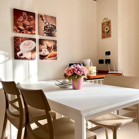 Il Villino B&B - Napoli/Pompei/Sorrento/Costiera Brusciano Ngoại thất bức ảnh